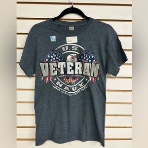Officially Licensed Gildan U. S. Navy Eagle Veteran T-Shirt Dark Gray‎ - Size S